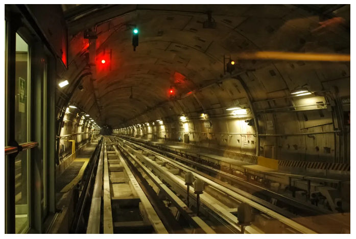 地鐵的安全運行，由中緯ZDL700來守護